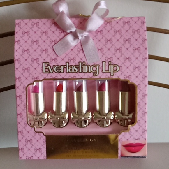 New!Viral Bow Lipstick Set - Picture 2 of 5